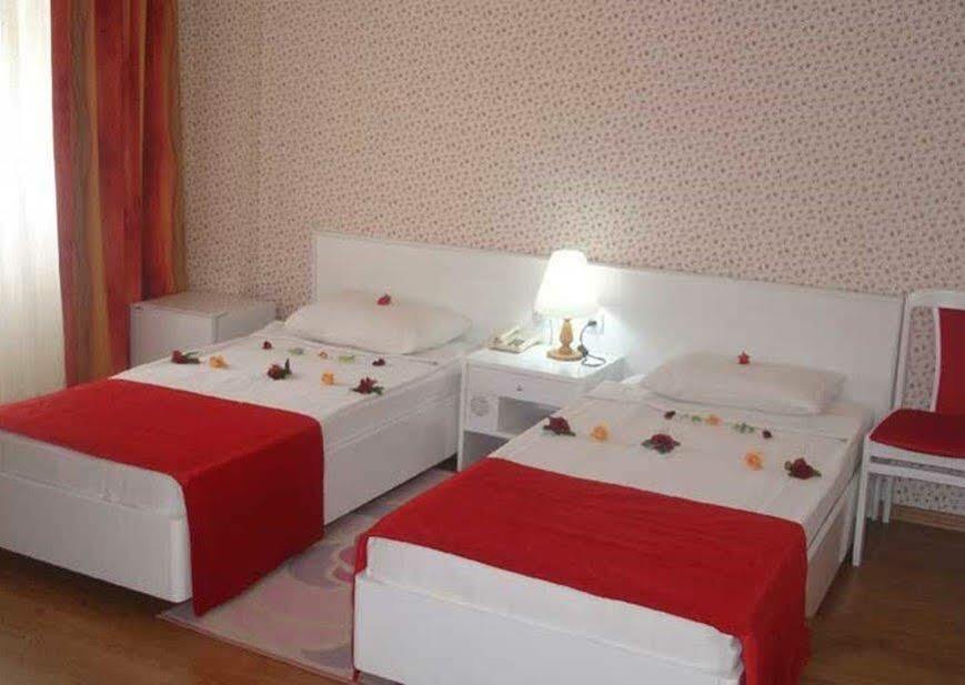 Hotel Saadet Didim Esterno foto